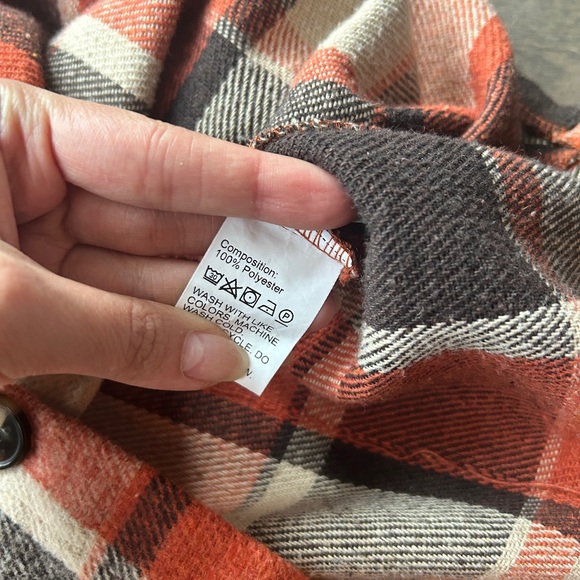 Plaid Flap Pocket Drop Shoulder Light Jacket - Picture 6 of 8